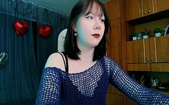 Snapshot of marty_bree chatting on February 26, 11:20 am marty bree online show from February 26, 11:20 am