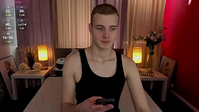 HereAlexColee online show from February 20, 2:17 pm