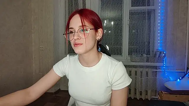 CalandraRolon online show from February 28, 7:26 pm