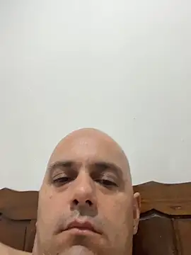 Snapshot of kipsy0 chatting on February 28, 3:07 am kipsy0 online show from February 28, 3:07 am