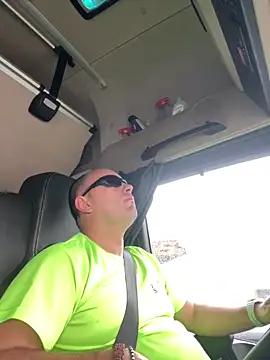 kipsy0 online show from April 7, 5:46 pm