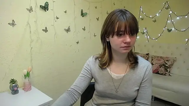 AnnaWest  online show from February 22, 6:35 am