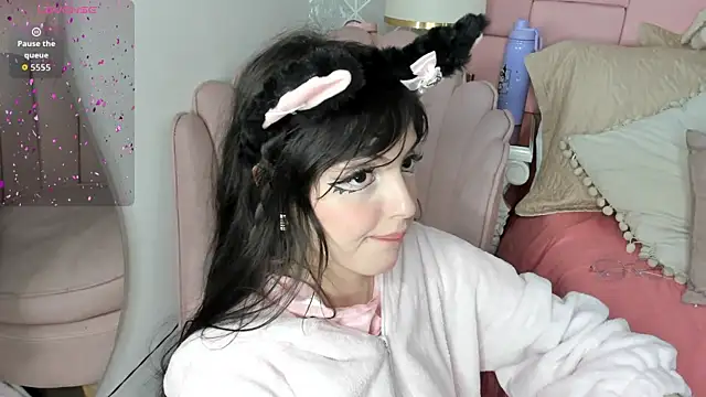 dolly kitter online show from February 26, 11:53 am