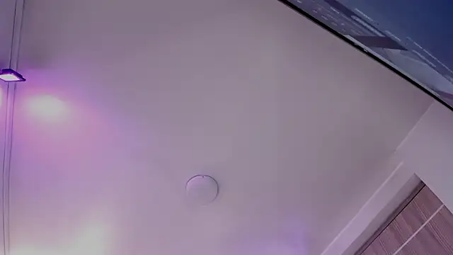 MOLY KILLER online show from February 11, 8:03 pm