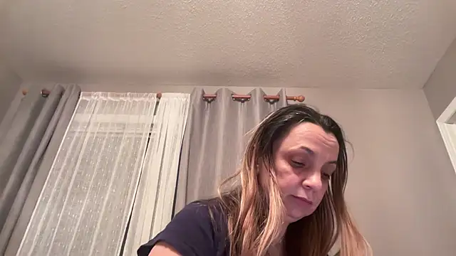 Snapshot of ShyFlameLive chatting on February 23, 2:31 am ShyFlameLive online show from February 23, 2:31 am