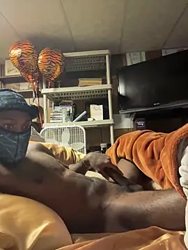 ProveYourLoyalty2 online show from March 28, 7:19 am