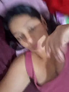 Snapshot of Cris18sexy chatting on February 13, 6:15 pm Cris18sexy online show from February 13, 6:15 pm