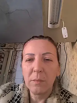 Snapshot of LinaSwan471 chatting on February 1, 1:09 pm LinaSwan471 online show from February 1, 1:09 pm