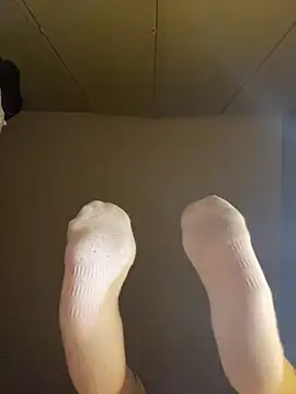 Snapshot of KananXL20 chatting on February 2, 10:41 pm KananXL20 online show from February 2, 10:41 pm