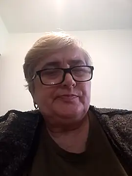 Snapshot of SusanStar874 chatting on February 4, 2:34 pm SusanStar874 online show from February 4, 2:34 pm