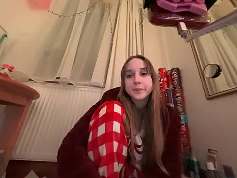 Snapshot of Wantlt chatting on February 12, 8:48 pm Wantlt online show from February 12, 8:48 pm