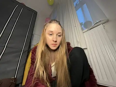 Snapshot of Wantlt chatting on February 23, 5:32 pm Wantlt online show from February 23, 5:32 pm