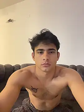 Snapshot of ChrissBlacks chatting on February 8, 12:25 am ChrissBlacks online show from February 8, 12:25 am