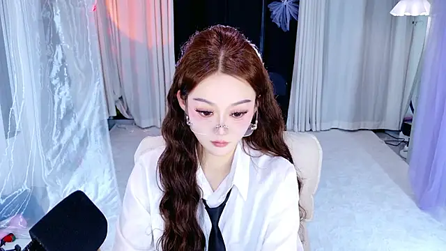 Snapshot of Dancer_Lucky-Nini chatting on February 3, 9:58 am Dancer Lucky-Nini online show from February 3, 9:58 am