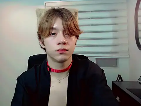 duvisex19 online show from February 24, 10:30 pm