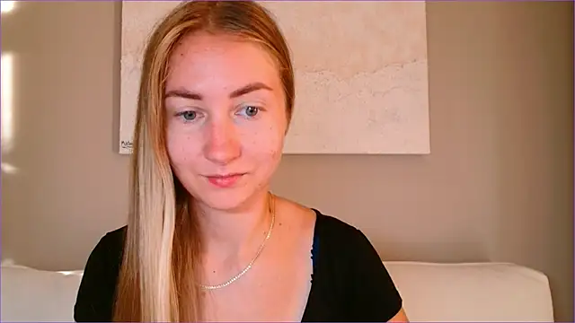 BluueSilk online show from October 20, 6:25 am