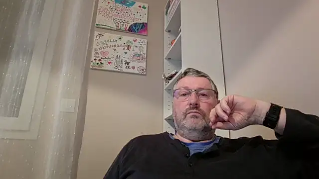 doudou310 online show from February 21, 5:30 am