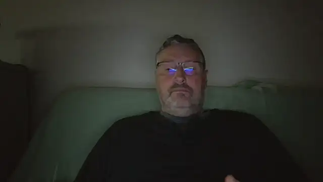 doudou310 online show from April 5, 3:58 am