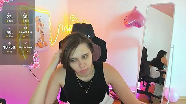 Snapshot of Scarlet_Sirenn chatting on February 2, 8:46 am Scarlet Sirenn online show from February 2, 8:46 am