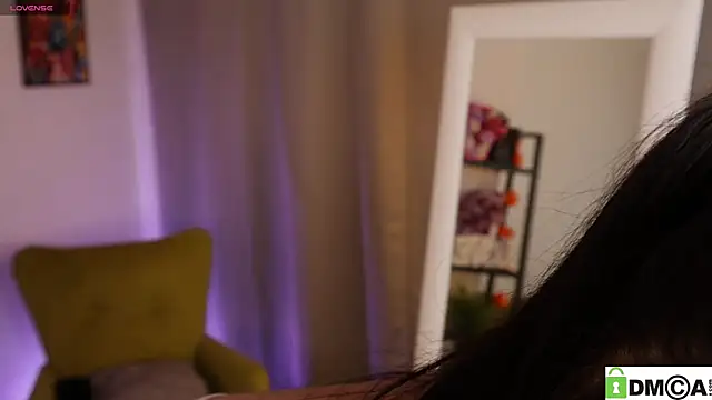 Noiry Vuvez online show from April 3, 8:18 pm