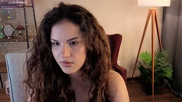 Snapshot of Lili_Torin chatting on July 11, 8:17 am Lili Torin online show from July 11, 8:17 am