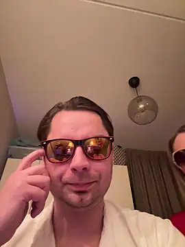 hottogetherNL online show from February 14, 9:44 pm