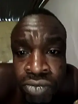 Snapshot of line444 chatting on February 12, 2:56 pm line444 online show from February 12, 2:56 pm