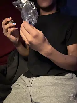 vexahleah online show from April 7, 1:06 am