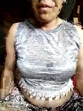 Snapshot of Tina-beo chatting on May 18, 3:35 am Tina-beo online show from May 18, 3:35 am