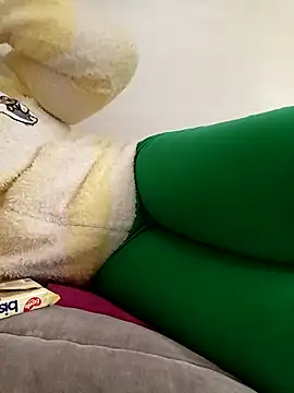 Mrjana89six online show from February 2, 9:30 am