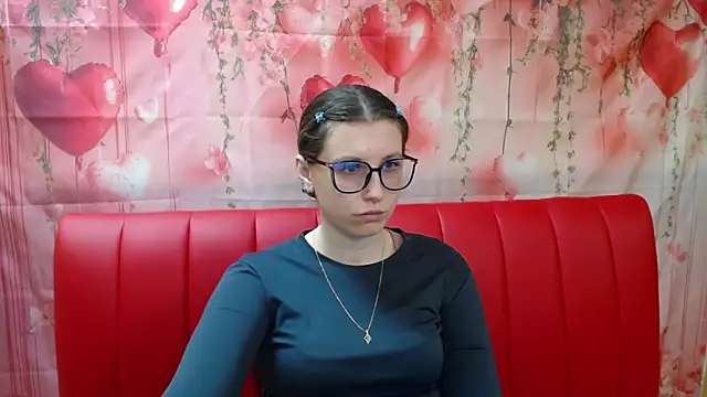 LilianaShine online show from March 23, 6:17 am