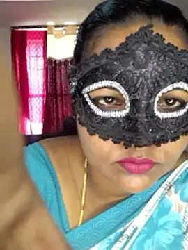 Snapshot of Tamil_Shalini12 chatting on May 5, 5:04 am Tamil Shalini12 online show from May 5, 5:04 am