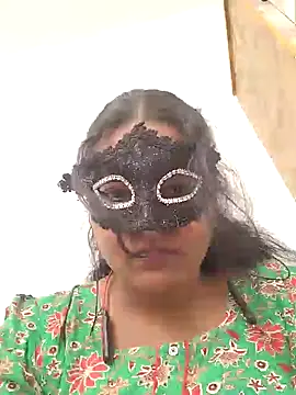 Snapshot of Tamil_Shalini12 chatting on July 30, 2:10 am Tamil Shalini12 online show from July 30, 2:10 am