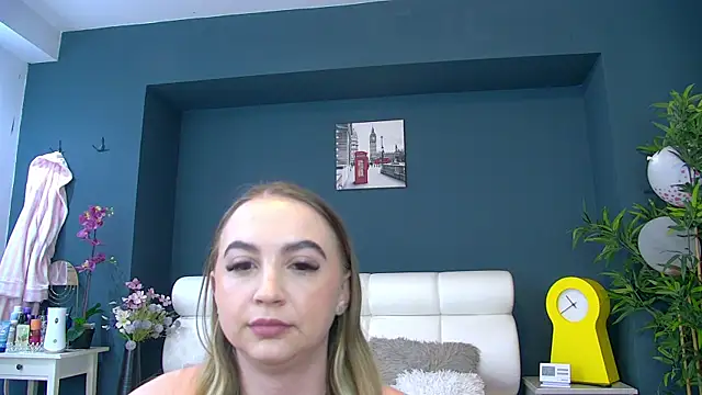 Angel-Kisss online show from April 11, 4:06 am