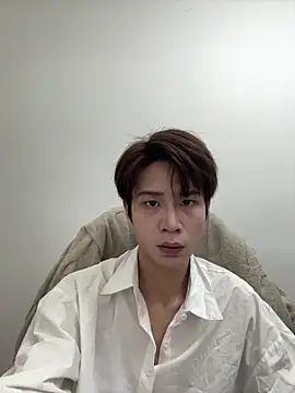 SM 004 online show from February 10, 11:03 am