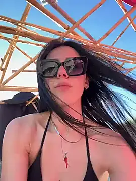 Snapshot of alibi_room chatting on May 1, 3:16 pm alibi room online show from May 1, 3:16 pm