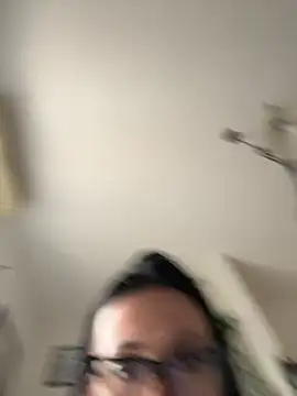 Snapshot of alibi_room chatting on May 15, 1:29 pm alibi room online show from May 15, 1:29 pm