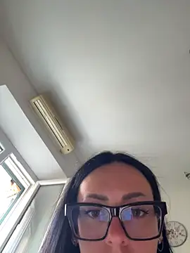 Snapshot of alibi_room chatting on May 22, 3:17 pm alibi room online show from May 22, 3:17 pm