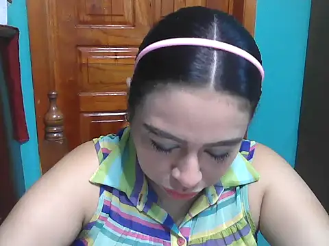 Snapshot of DalilahMx chatting on June 24, 2:38 pm DalilahMx online show from June 24, 2:38 pm