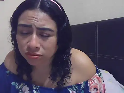 Snapshot of DalilahMx chatting on July 9, 1:09 am DalilahMx online show from July 9, 1:09 am