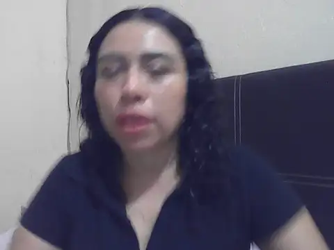 Snapshot of DalilahMx chatting on July 15, 1:11 am DalilahMx online show from July 15, 1:11 am