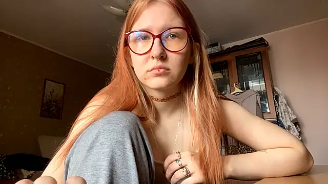 Snapshot of LaureenVielma chatting on March 3, 7:25 am LaureenVielma online show from March 3, 7:25 am