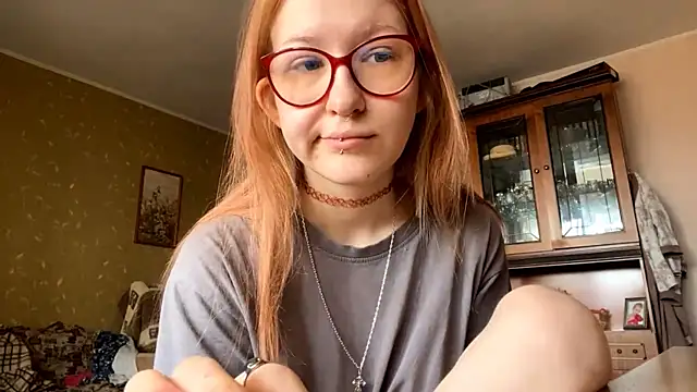 Snapshot of LaureenVielma chatting on March 27, 8:26 am LaureenVielma online show from March 27, 8:26 am