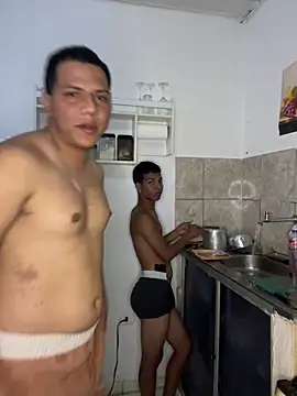 Snapshot of Loaisn chatting on February 18, 1:56 am Loaisn online show from February 18, 1:56 am