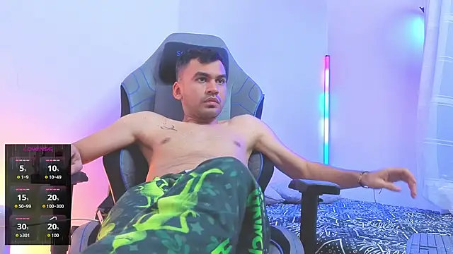 HAMILTONG12 online show from June 9, 5:24 pm