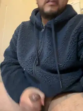 latinocalientehot online show from March 19, 8:46 pm