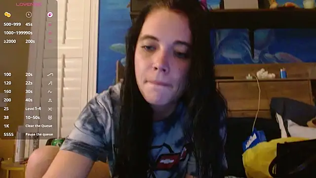 Snapshot of ahungkittykat chatting on April 14, 1:11 am ahungkittykat online show from April 14, 1:11 am