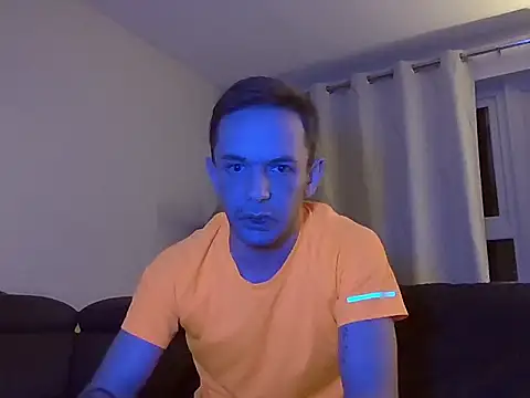 Snapshot of verscub6969 chatting on February 1, 7:23 pm verscub6969 online show from February 1, 7:23 pm