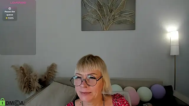 Ann Annise online show from July 5, 12:39 am