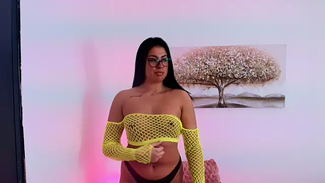 Snapshot of MissyScarlet chatting on February 17, 5:26 am MissyScarlet online show from February 17, 5:26 am